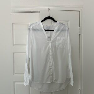 Splendid | lightweight long sleeve white button up | size M | NWT